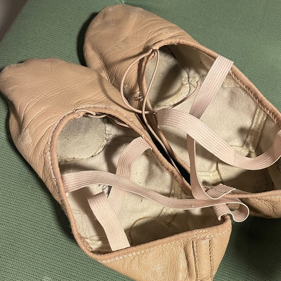 Leather Ballet Flats - Picture 1 of 7